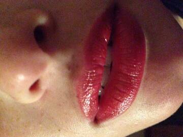 Public Photo of Suicide-Girl